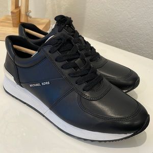 Michael Kors sneakers brand new size 8